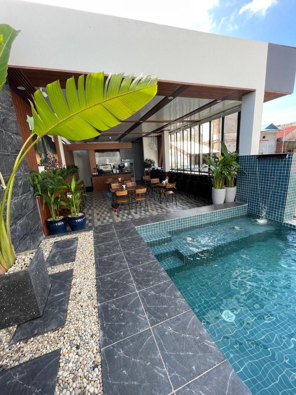 A&J Kampot Boutique Hotel Eksteriør billede